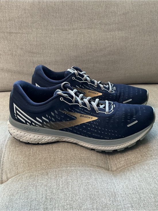 Brooks Other - Brooks Ghost 13 Men’s Running Shoes Navy Silver Size 12.5 Excellent Condition